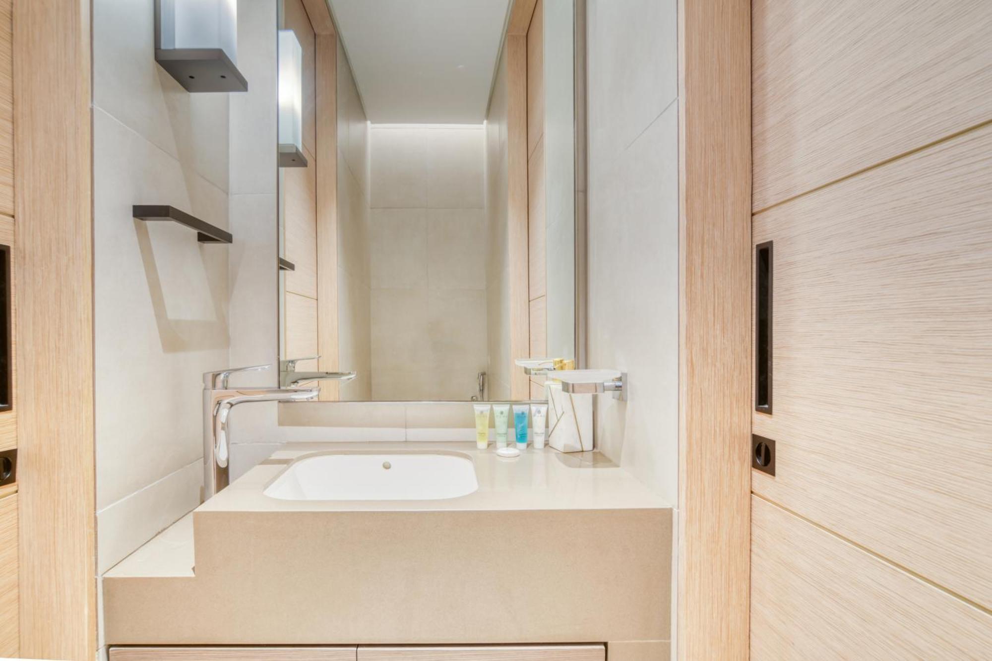 Address Jbr Marina View, Jbr, Marina - Mint Dubai